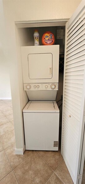 Building Photo - 2001 NW 96th Ter