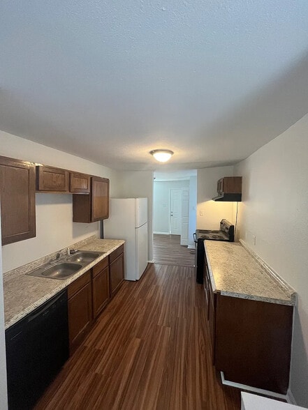 Building Photo - 6230 Waldo Dr