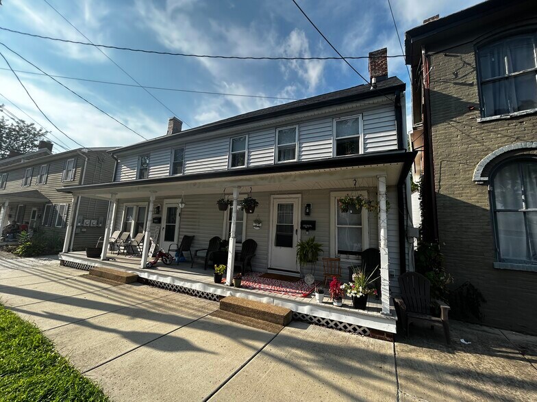Front of House - 21 W Main St