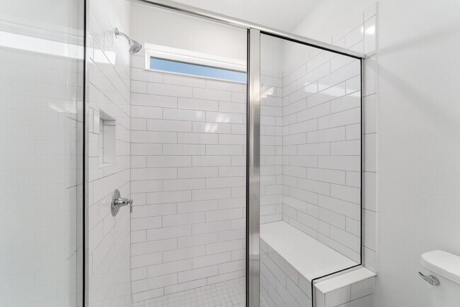 Building Photo - 5543 SW 85th Ave Rd