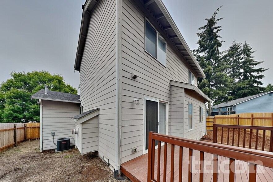 Building Photo - 2943 Lowren Loop