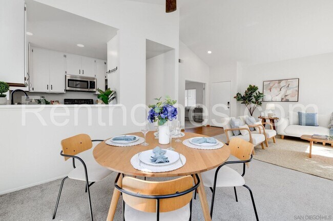 Building Photo - 11263 Avenida De Los Lobos