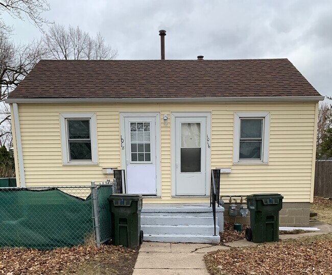 1016 Campbell Ave 1016 Campbell Ave Waterloo IA 50701 Apartment Finder