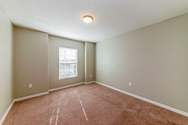 Building Photo - 1339 Pasadena Bloom Ln