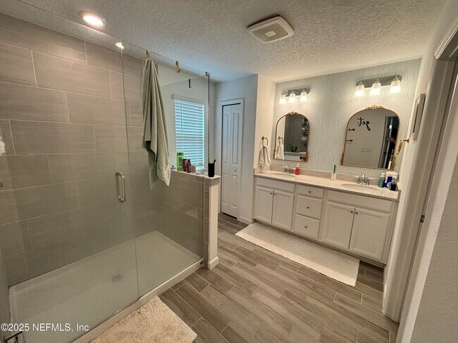 Building Photo - 440 Boracay Cir