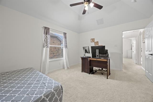 Building Photo - 1136 Chickadee Dr