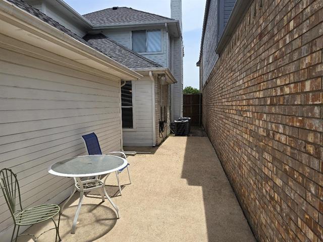 Building Photo - 6011 Longley Ct