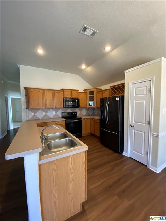 Building Photo - 1910 Stonehenge Dr