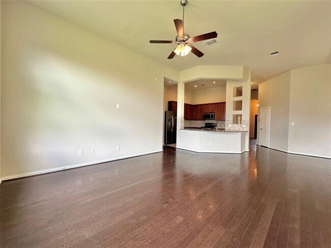 Building Photo - 8250 Arezzo Dr