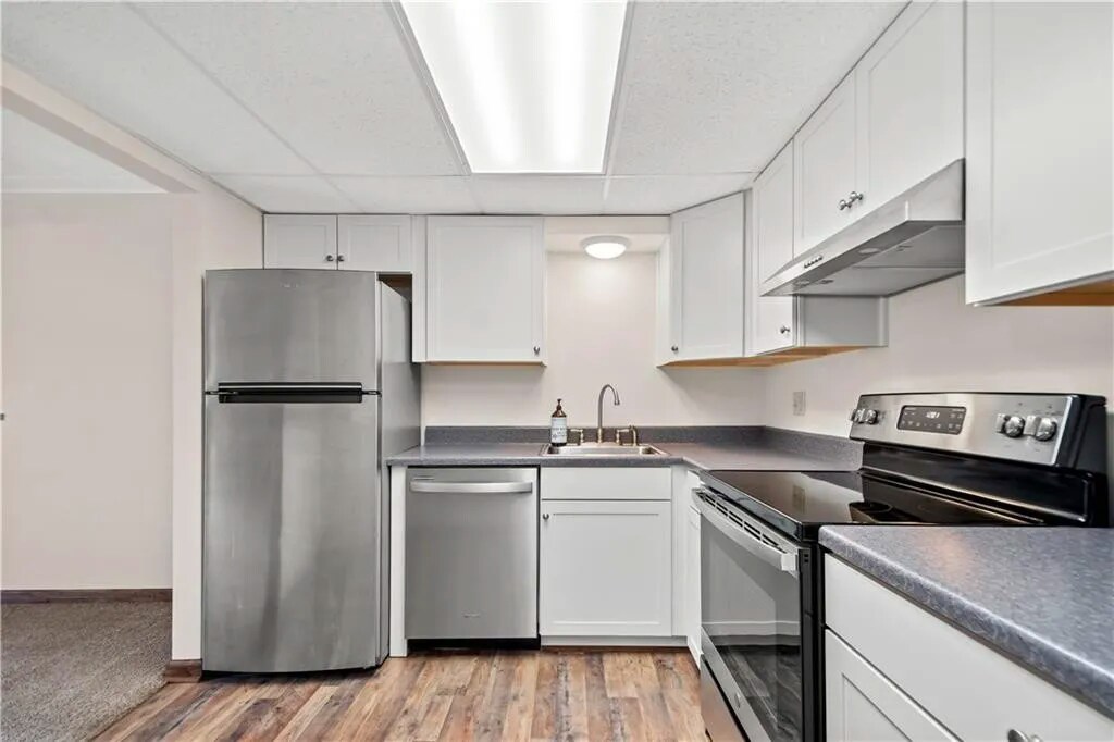 Building Photo - 603 Calais Dr