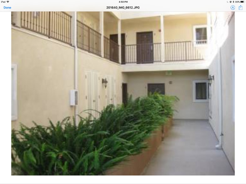 Building Photo - 815 S Grand Ave