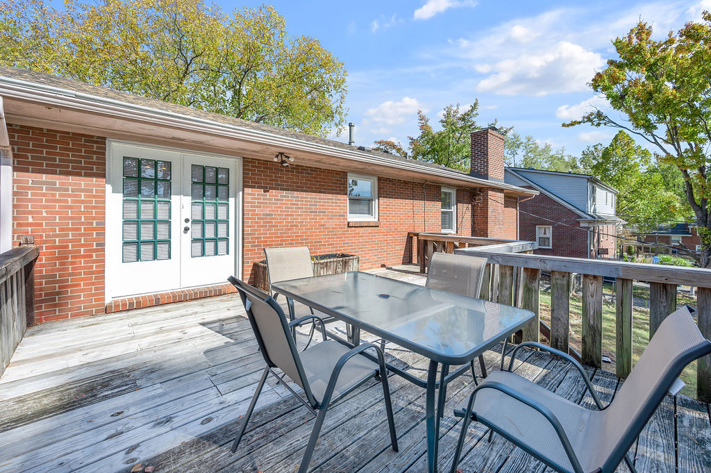 Building Photo - 1244 Gainesway Dr
