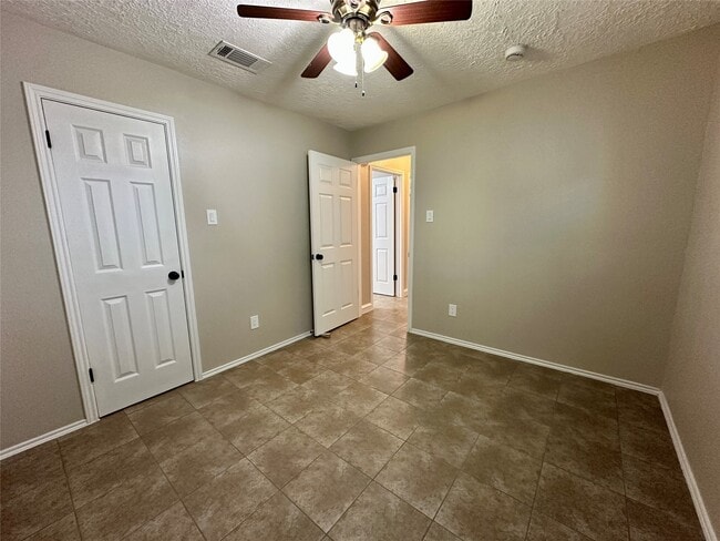 Building Photo - 13402 Nevermore Dr