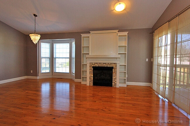 Building Photo - Beautiful House in Cape