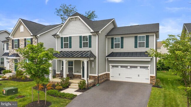 Building Photo - 1713 Aurora Way