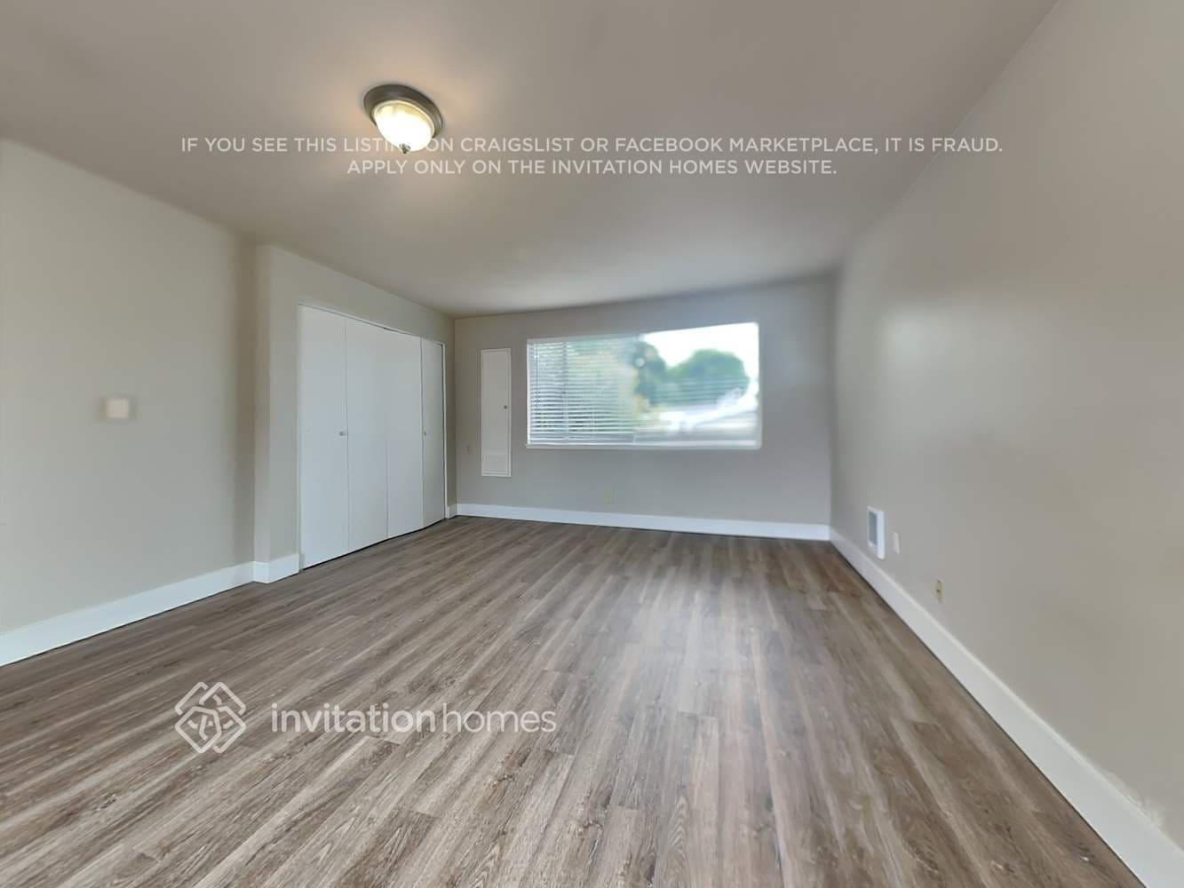 Building Photo - 1131 Lenore Dr