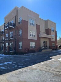 Building Photo - 5401 S Park Terrace Ave