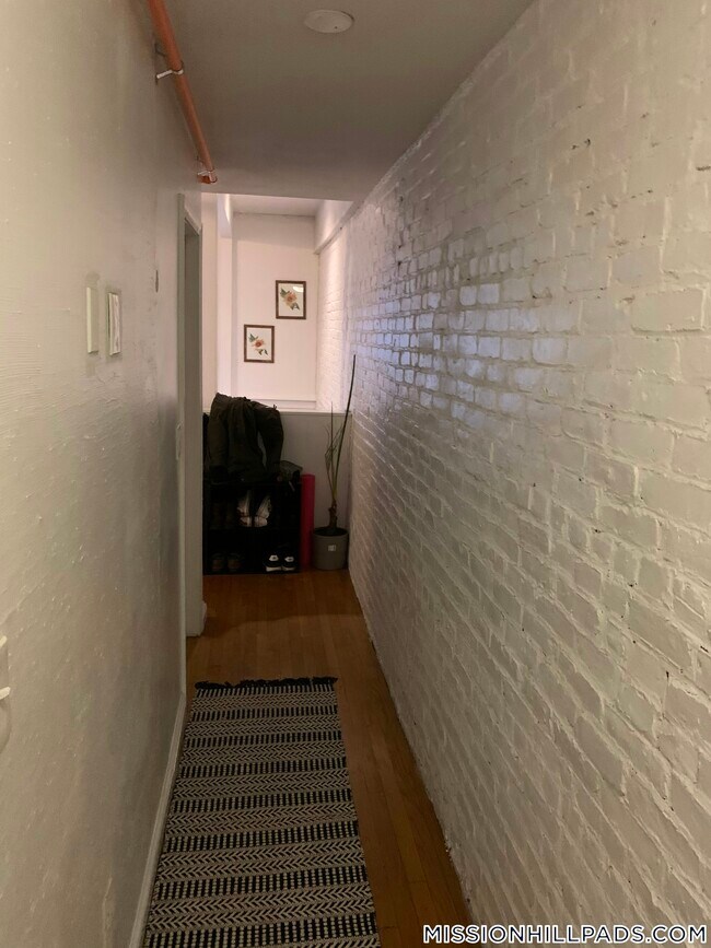 Building Photo - 61 S Huntington Ave