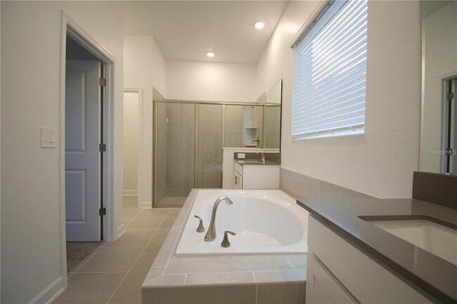 Building Photo - 10830 History Ave