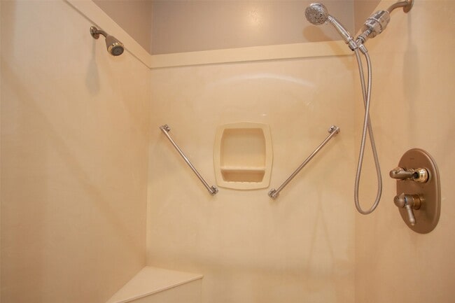 Building Photo - 17803 Skyline Arbor Terrace