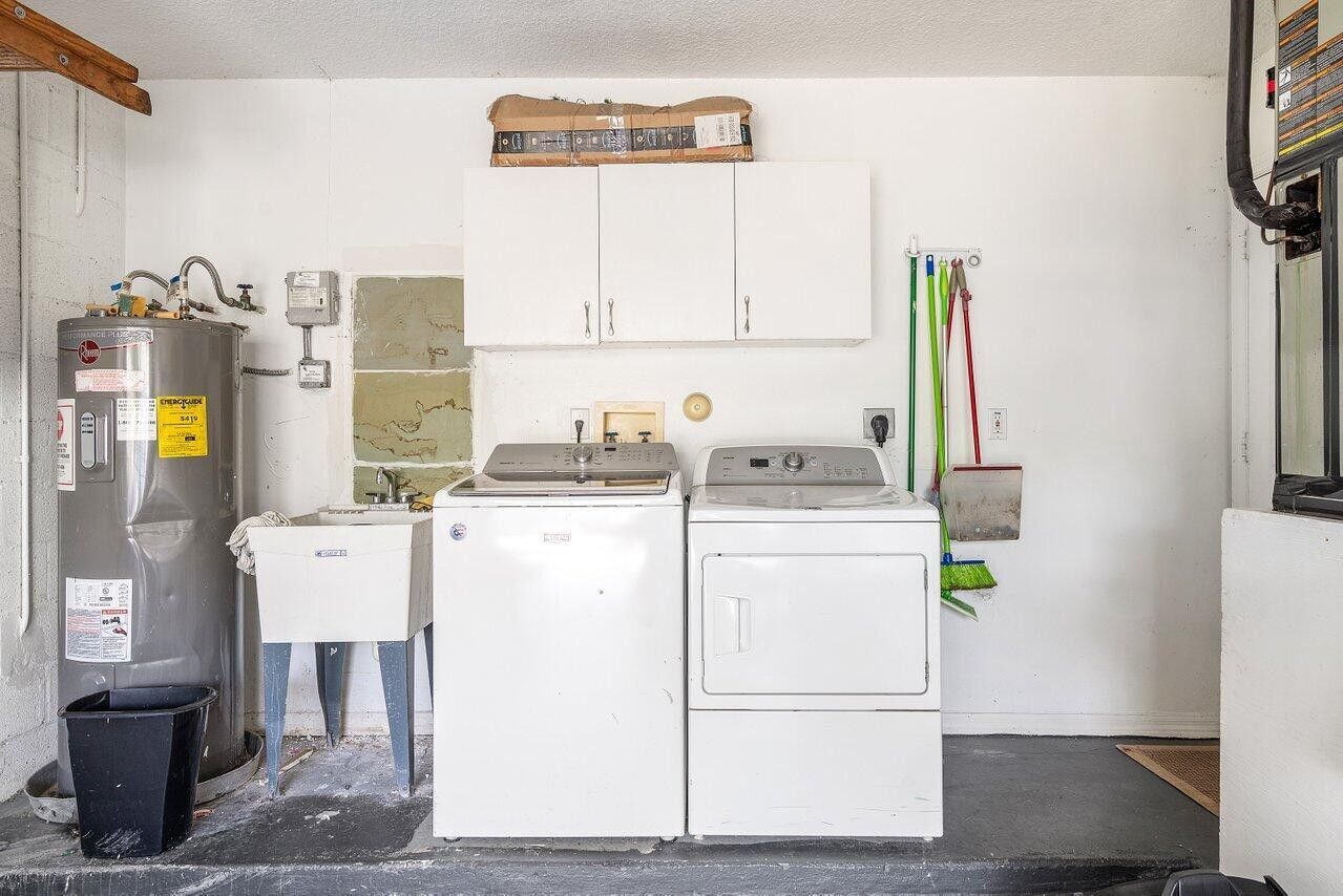 Building Photo - 177 Heming Way