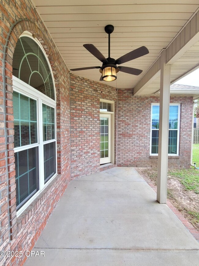 Building Photo - 1224 Huntington Ridge Rd