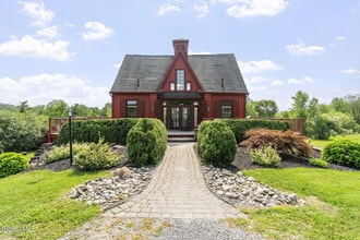 Building Photo - 6625 Westfall Rd