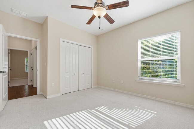 Building Photo - 1705 19th St