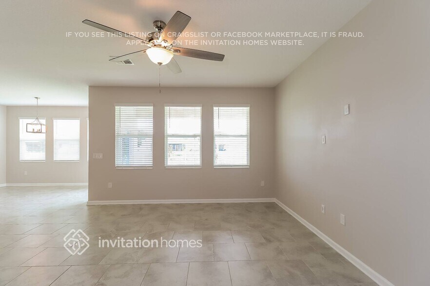 Building Photo - 4412 Seven Canyons Dr