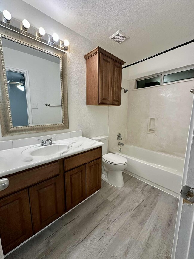 Building Photo - 3305 Etheredge Dr