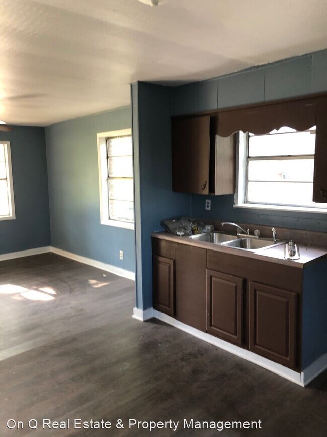 Building Photo - 3 br, 1 bath House - 329 Roy Benton