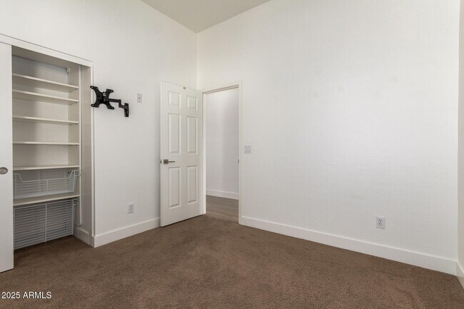 Building Photo - 7701 E Buteo Dr