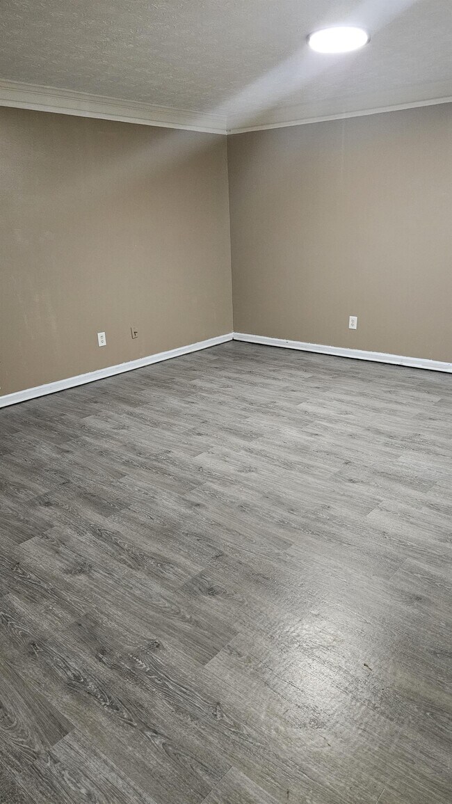 Building Photo - 5612 Union Pointe Dr