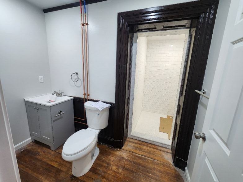 Building Photo - 10 Langdon St