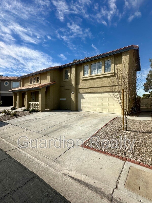 Building Photo - 275 Adorno Dr