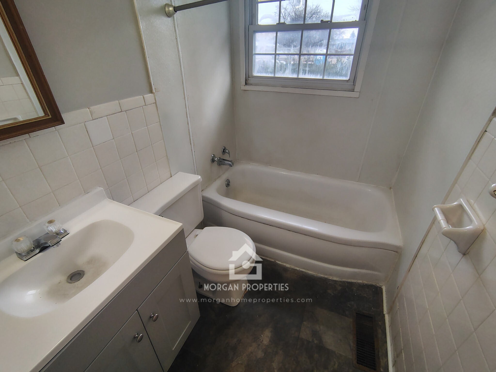 Building Photo - 2724 Seminole Ct