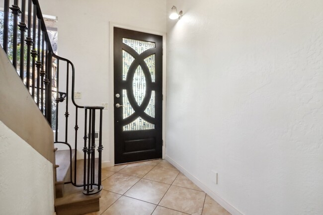 STAIRCASE to Exquisite Views - 401 Pershing Dr