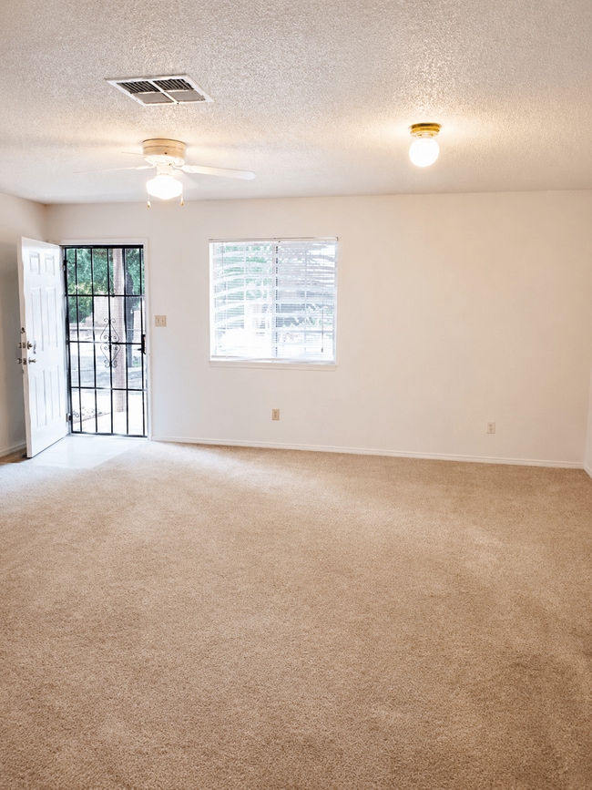 Building Photo - Santa Lucia Apartments