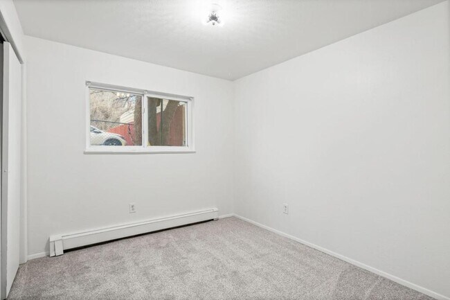 Building Photo - 1112 Gard Pl