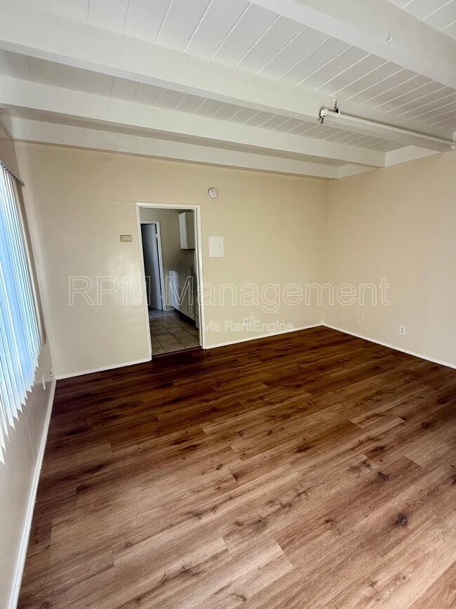 Building Photo - 6645 Etiwanda Ave