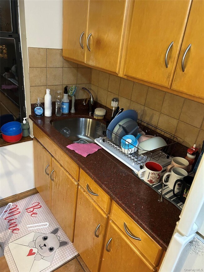 Building Photo - 31-05-31-33 33rd St