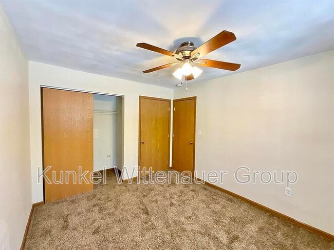 Building Photo - 1810 Jamestown Rd