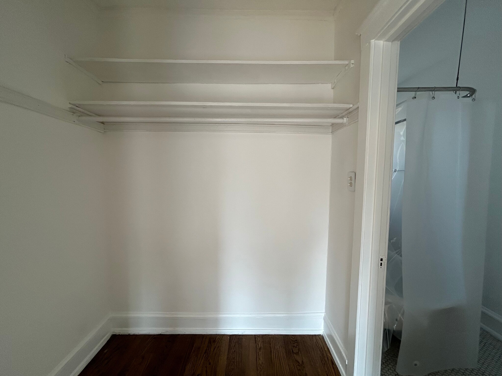 Building Photo - 2661 N Spaulding Ave