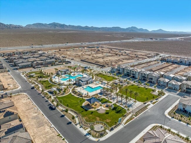 Building Photo - Resort-Style Living at Watercolors – Modern 3bd Townhome with Garage, Balcony & Included Internet