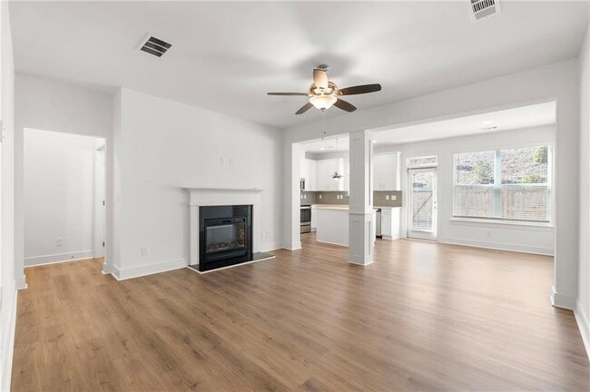 Building Photo - 2469 Honey Wy