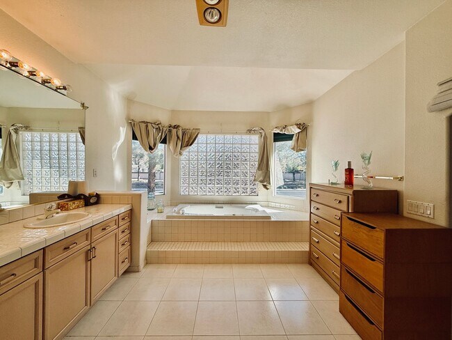 Building Photo - Partially furnished-Lovely 5 bedroom, 3 bath home in Legacy Master Series Community! $500 off fir...