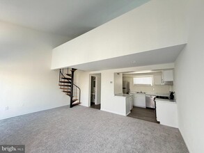 Building Photo - 5485 Harpers Farm Rd