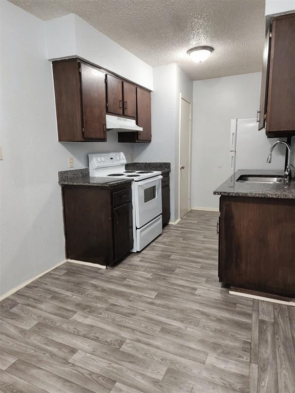 Building Photo - 401 12th Ave SE