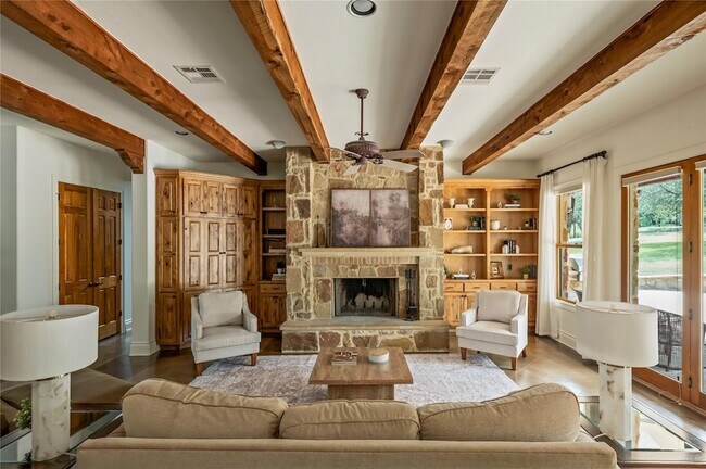Building Photo - 571 Polo Club Dr