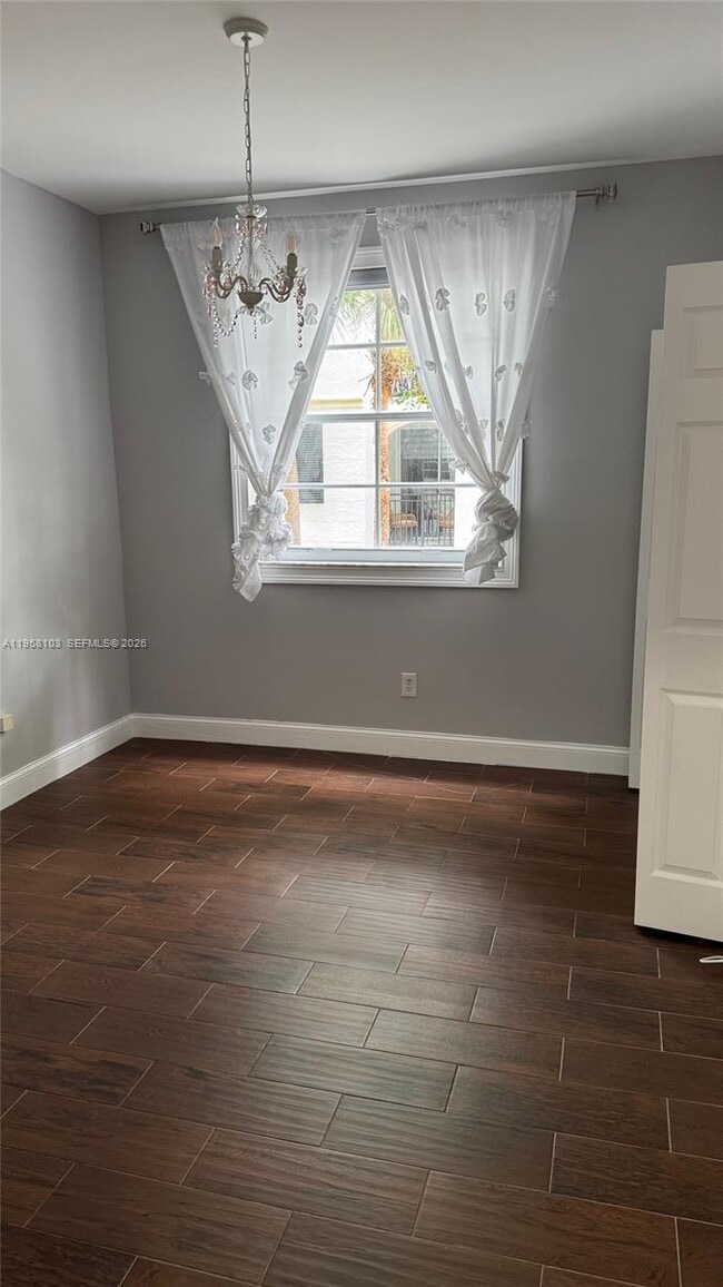 Building Photo - 3215 NE 184th St